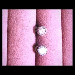 White sapphire studs